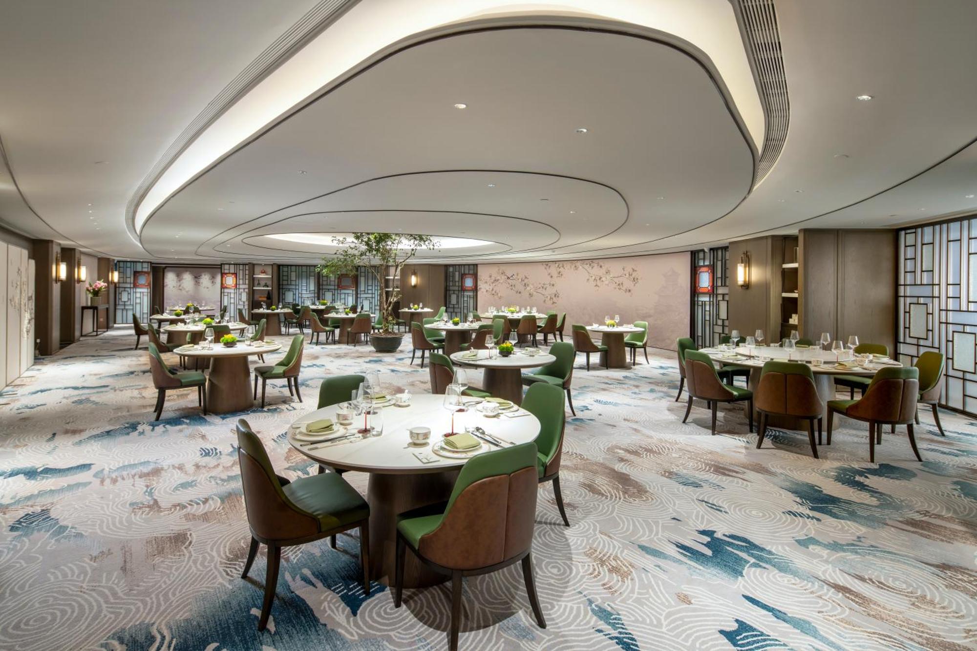 Yuexiu Hotel Guangzhou, Curio Collection By Hilton Kültér fotó