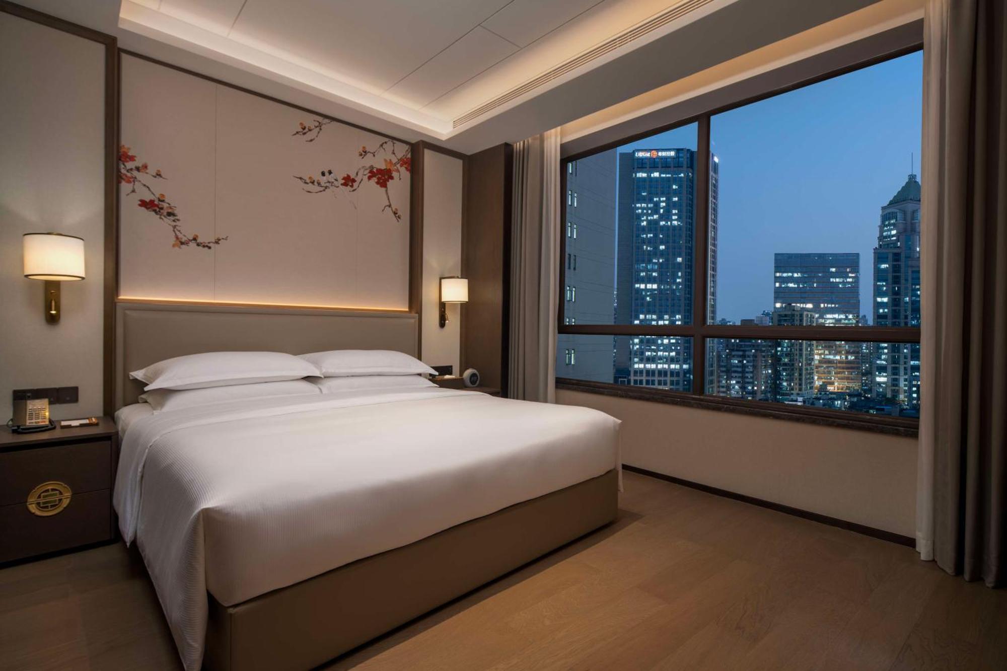 Yuexiu Hotel Guangzhou, Curio Collection By Hilton Kültér fotó