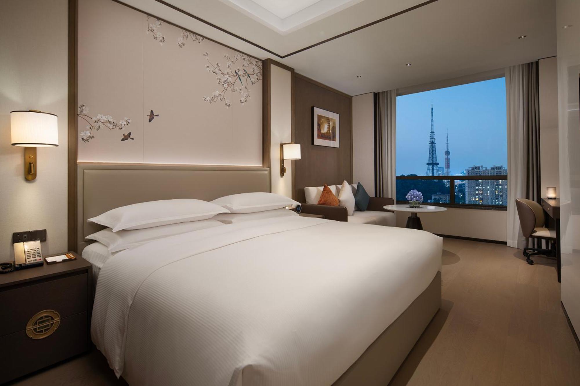 Yuexiu Hotel Guangzhou, Curio Collection By Hilton Kültér fotó