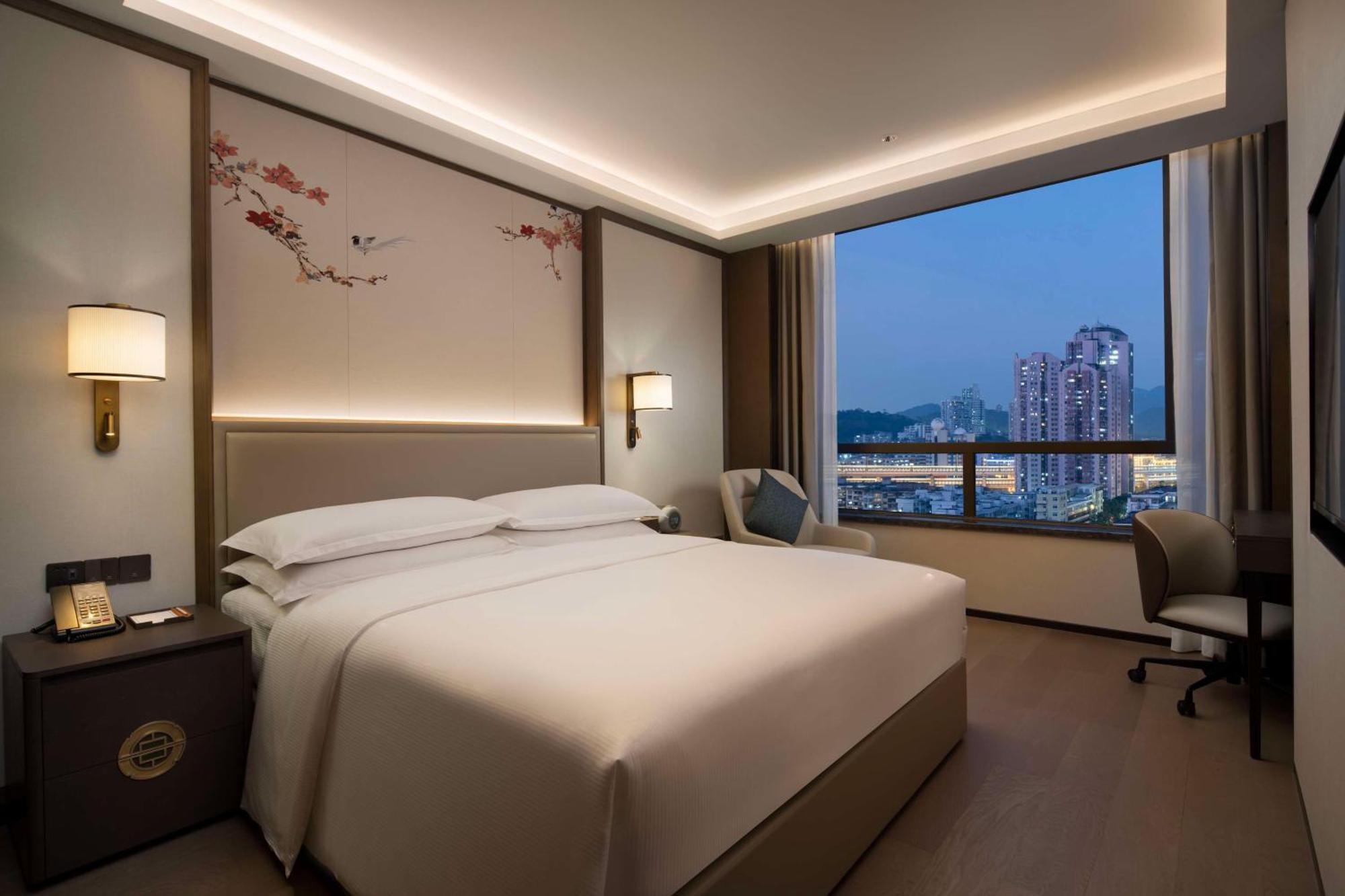 Yuexiu Hotel Guangzhou, Curio Collection By Hilton Kültér fotó