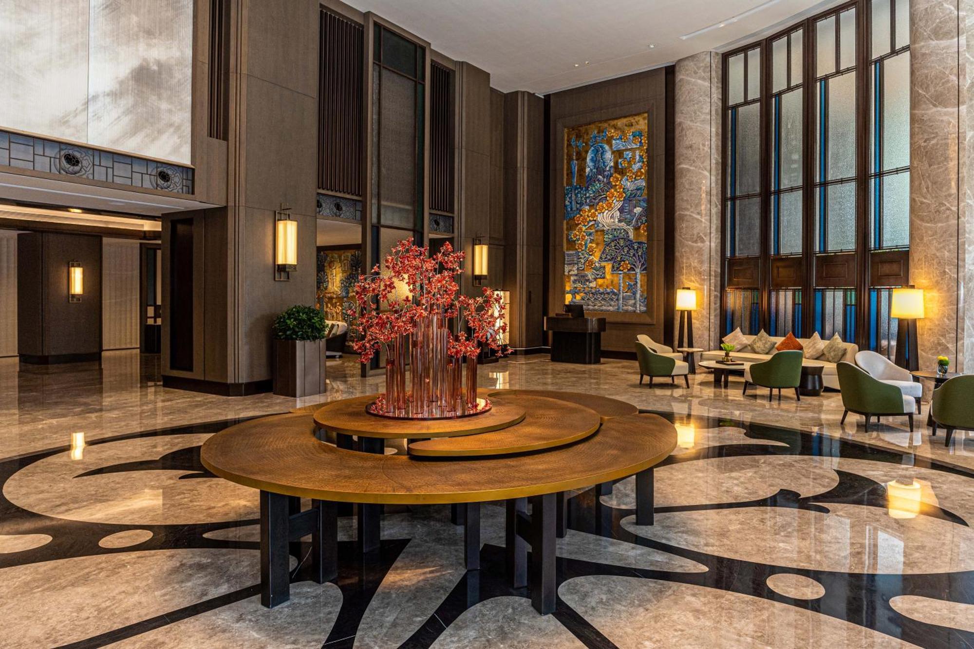 Yuexiu Hotel Guangzhou, Curio Collection By Hilton Kültér fotó